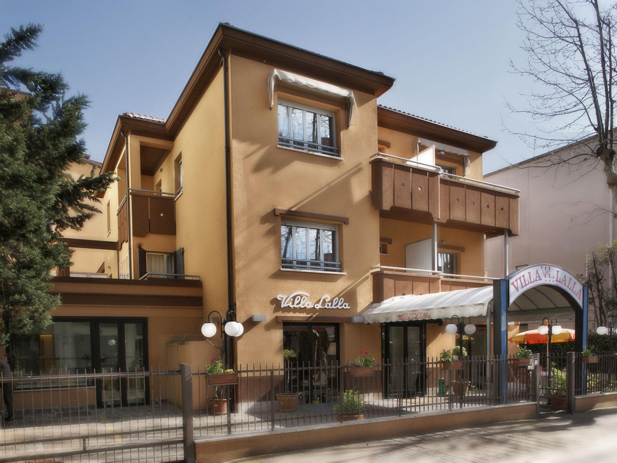 Hotel Villa Lalla Rimini Eksteriør billede